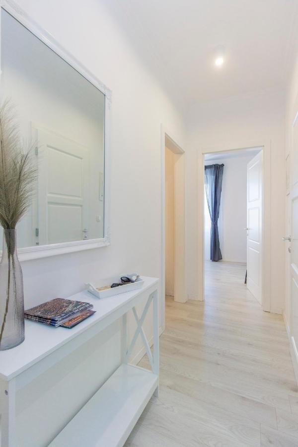 Apartment Ena ,City Center Sibenik Ngoại thất bức ảnh
