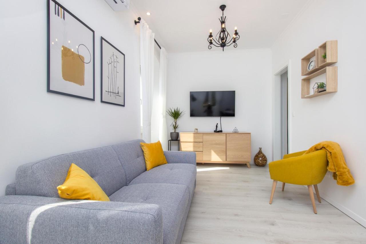 Apartment Ena ,City Center Sibenik Ngoại thất bức ảnh